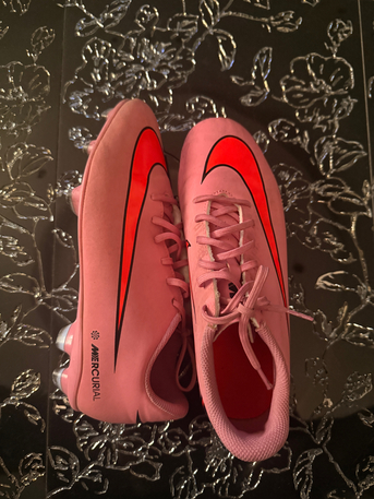 Al Aziziyah, Clothing & Accessories, SAR 149,  Nike Mercurial Vapor ( Football Shoes )