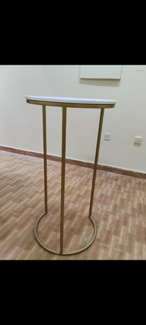 Hoora, Household Items, BHD 10,  Mirror And Console Table