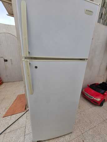 Riyadh, Household Items, SAR 500,  KELVINATOR Refrigerator With Freezer
