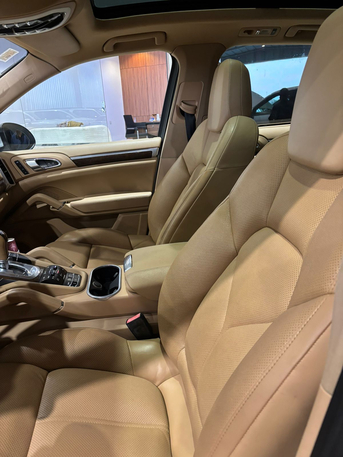 Al Fayha, Items Wanted, Porsche Cayenne 2013