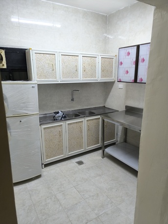 Al Mahjar, Rooms for Rent, SAR 1000/month,  Furnished,  100 Sq. Meter,  Single Room Available For Ren In A 3BHK Flat.