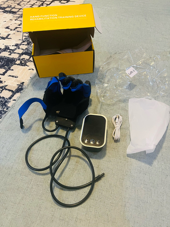 Makkah, Household Items, SAR 1,  Robot Hand Gloves For Exercise