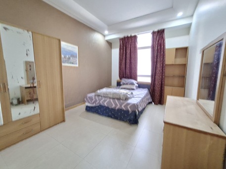 Juffair, Apartments, Flats, Houses & Villas, BHD 50/month,  5 BR,  Bedspace, Full Room, Master Room, And Shutter Include Ewa  Free Wifi  Free Drinking Water
