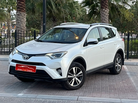 Muharraq, Vehicles, Cars & Trucks , BHD 1,  Toyota RAV4,  2018,  Automatic,  127000 KM,