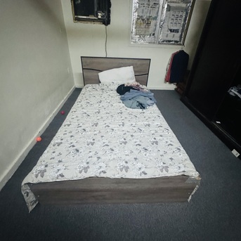 Khobar, Appliances, SAR 800,  Bed Set King Size And Queen Size Cupbord Price Negotiable