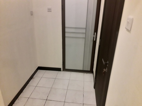Hoora, Apartments, Flats, Houses & Villas, BHD 130/month,  Studio,  90 Sq. Meter,  Studio Semi Furnished With Ewa Available In Hoora Call Aleena