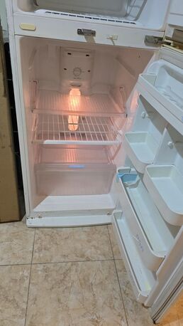Riyadh, Appliances, SAR 400,  Selling LG Refrigerator