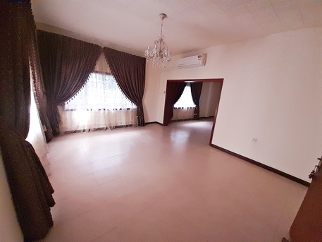 Manama, Apartments, Flats, Houses & Villas, BHD 320/month,  4 BR,  ▐Brightness ▐Apartment▐Large Space▐Salihiya▐4 BHK▐