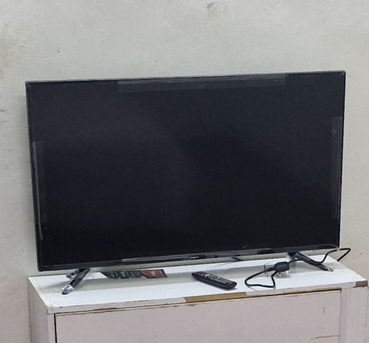 Jeddah, Appliances, SAR 1380,  House Hold Items For Urgent Sale ( Smart TV, Fridge, Microwave, Dispensor)