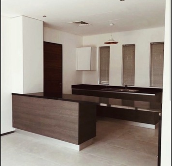 Saar, Villas, BHD 750,  For Rent - Elegant Family Villa In Saar | Central AC | Garden | Parking