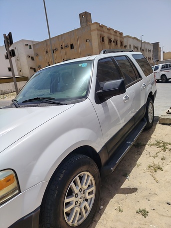 Jubail, Vehicles, Cars & Trucks , SAR 59000,  Expedition 4x4 2013,  2013,  Automatic,  198 KM,  Expedition 4x4 V8 . Excellent Condition, Aramco Used. Less Driven