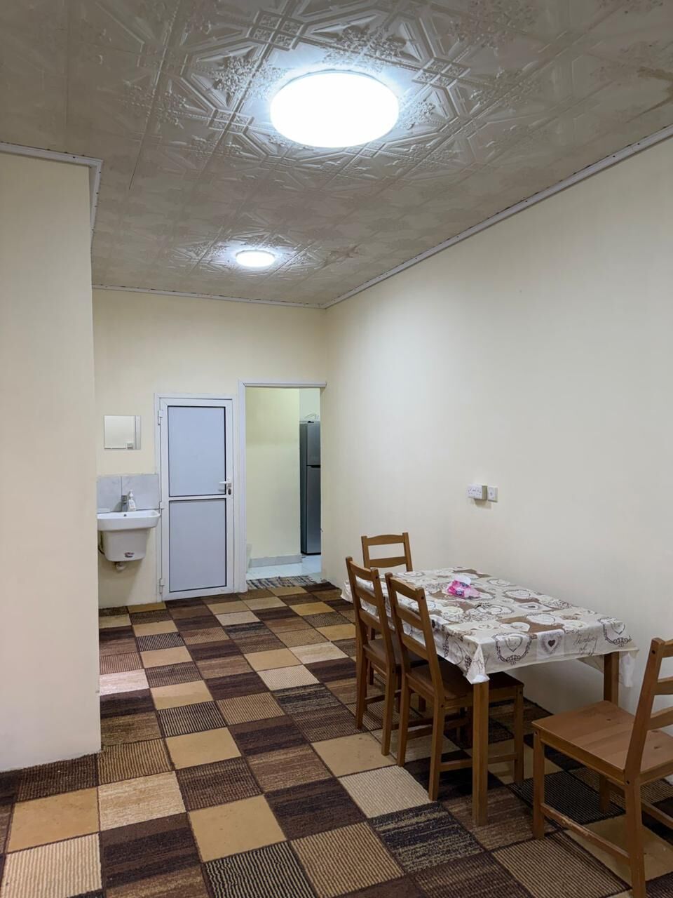 Olaya, Apartments, Flats, Houses & Villas, SAR 2000/month,  Furnished,  1 BR,  30 Sq. Meter,  Furnished Room For Executive Bachelor - Olaya Near To Kingdom Tower Or Behind Hilton