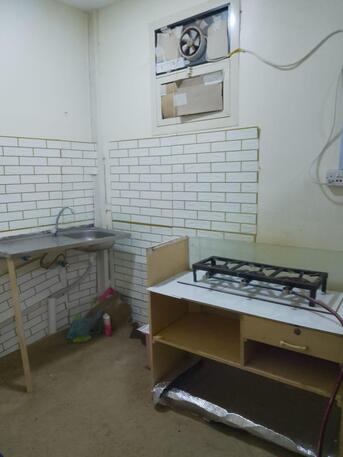 Abqaiq, Apartments, Flats, Houses & Villas, Furnished Family Flat Available Ealectricity And Water Bill Include 1200