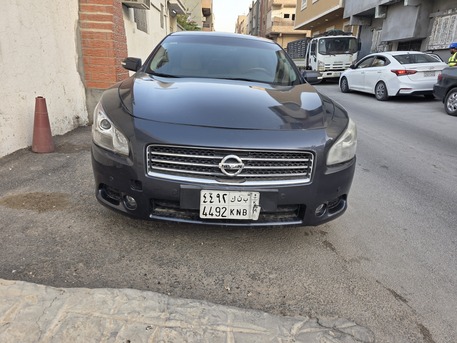 Al Wizarat, Vehicles, Cars & Trucks , SAR 21000,  Nissan Maxima,  2010,  Automatic,  285000 KM,  4-door Family Sedan For Sale