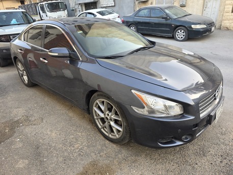 Al Wizarat, Vehicles, Cars & Trucks , SAR 21000,  Nissan Maxima,  2010,  Automatic,  285000 KM,  4-door Family Sedan For Sale