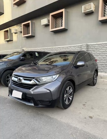 Riyadh, Vehicles, Cars & Trucks , SAR 63000,  Honda CR-V,  2018,  Automatic,  97000 KM,