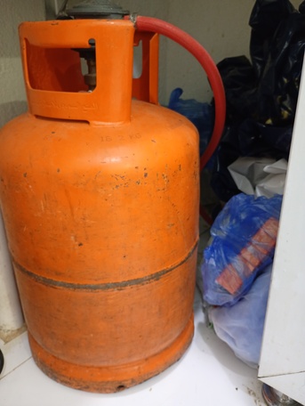 Al Janadriyah, Appliances, SAR 250,  Gas Stove+Cylinder (URGENT Sale)