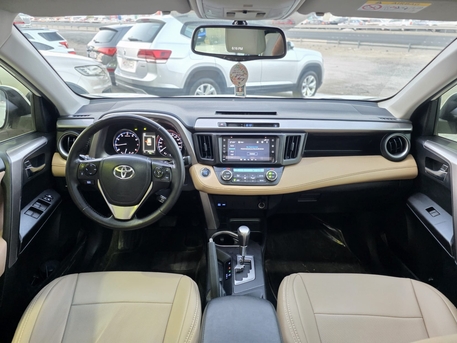 Manama, Vehicles, Cars & Trucks , BHD 6900,  Toyota RAV4,  2017,  Automatic,  70000 KM,   Full Option