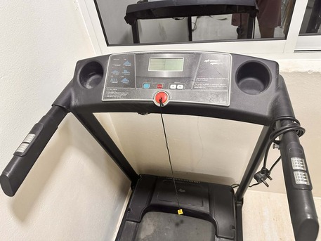 Al Khobar Al Shamalia, Sporting Goods, SAR 850,  Strength Master Treadmill