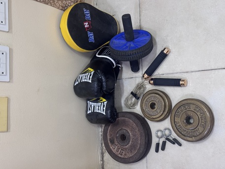 Jubail, Health & Beauty Items, SAR 350,  Bench-Press And Weight Plates For Sale