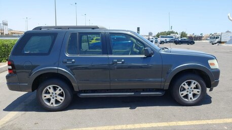 Al Hamra, Vehicles, Cars & Trucks , SAR 13000,  Ford Explorer,  2010,  Automatic,  350000 KM,   XLT 4L V6 SOHC Engine 4WD 7 Seaters