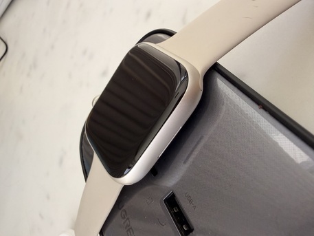 Riyadh, Electronics, SAR 1500,  Used Apple Watch Series 9 (GPS, 45mm)