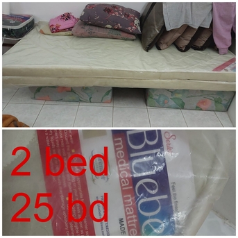 Muharraq, Furniture, BHD 1,  Bed 12.5 Bd . Gas And Stove. Table For Sale