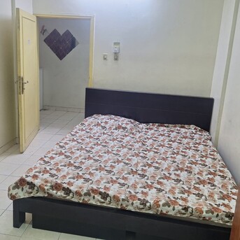 Al Rajhi, Furniture, SAR 250,  BED FRAME For Sale 180*200 GOOD CONDITION