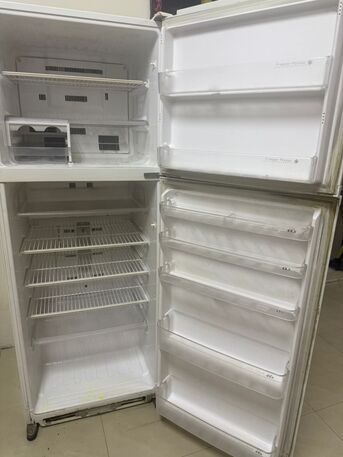 Khobar, Electronics, SAR 500,  Mitsubishi Refrigerator
