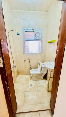 Al Malaz, Apartments, Flats, Houses & Villas, SAR 21000/year,  2 BR,  1 BHK Flat For Rent Al Malaz Area, Opposite Malaz Restaurant