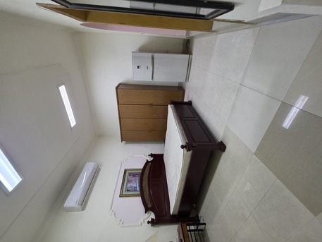 Juffair, Apartments, Flats, Houses & Villas, BHD 200/month,  1 BR,  @1BATHROOM Hall Kitchen With Electricity Fully Furnished