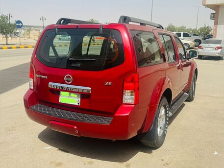 Riyadh, Vehicles, Cars & Trucks , SAR 22000,  Nissan Pathfinder,  2010,  Automatic,  318000 KM,   For Sale - SAR 22000