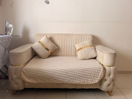 Al Rehab, Furniture, SAR 500,  9 Seater Sofa Set White And Gold