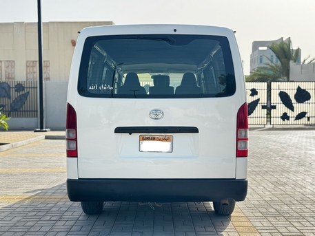 Manama, Vehicles, Cars & Trucks , BHD 3400,  Toyota Hi-Ace,  2013,  Manual,  264000 KM,  Call : 33662799