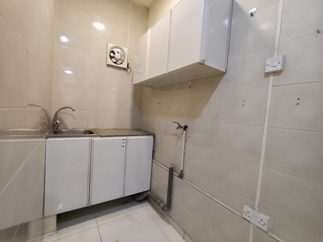 Hoora, Apartments, Flats, Houses & Villas, BHD 150/year,  1 BR,  Hoora:- Furnished Studio Flat On Rent With Ewa..