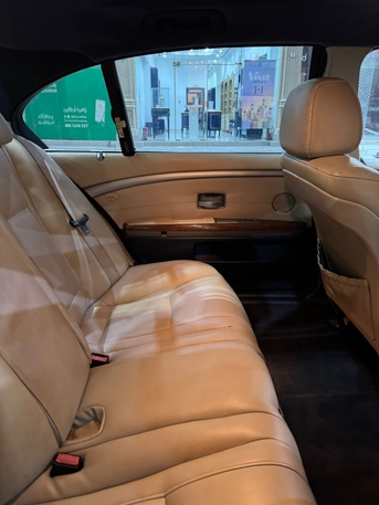 Jeddah, Vehicles, Cars & Trucks , SAR 17000,  Bmw 730,  2006,  Automatic,  221000 KM,  Bmw Six Cyinon Perfect Condition Price Negotiable