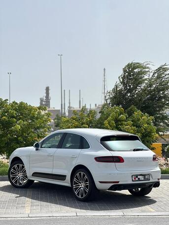 Riffa, Vehicles, Cars & Trucks , BHD 7000,  PORSCHE MACAN S 2015 WHITE,  2015,  Automatic,  139000 KM,