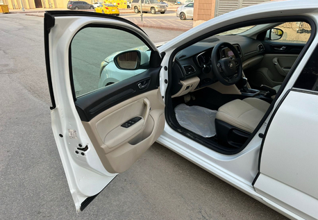 Riyadh, Vehicles, Cars & Trucks , SAR 28000,  Renault Megan,  2012,  Automatic,  125000 KM,  For Sale: E 2021 (Excellent Condition)