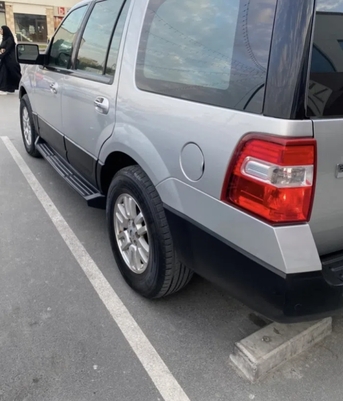 Budaiya, Vehicles, Cars & Trucks , BHD 3900,  Ford Expedition,  2013,  Automatic,  251000 KM,