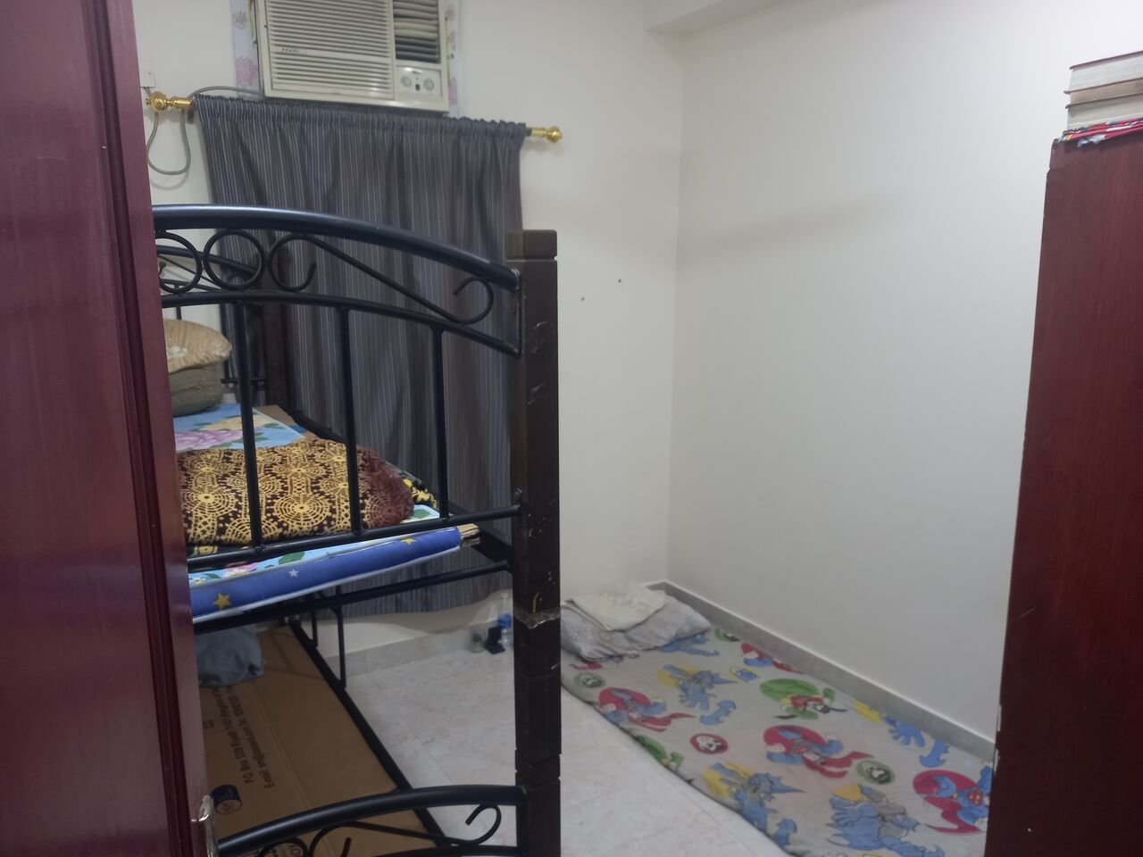 Manama, Bedspace For Rent, BHD 40/month,  Bed Space With EWA Is Available For 2 Christian / Hindu Bachelor