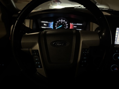 Riyadh, Vehicles, Cars & Trucks , SAR 89000,  Ford Expedition,  2015,  Automatic,  142000 KM,   Full Option Limited