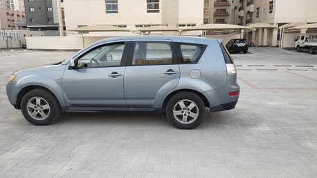 Juffair, Vehicles, Cars & Trucks , BHD 1550,  Mitsubishi Outlander,  2009,  Automatic,  21 KM,   For Sale