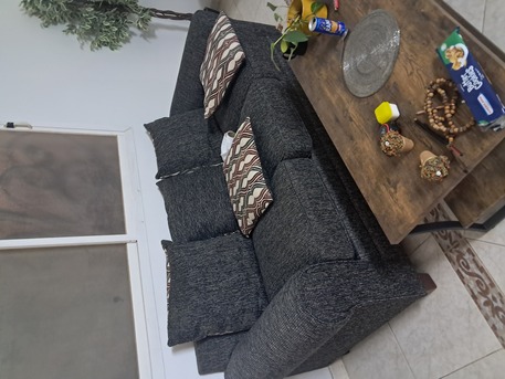 Riyadh, Furniture, SAR 700,  Selling Used Sofa Set
