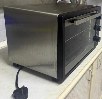 Manama, Household Items, BHD 40,  Expat Leaving - Washing Machine, Micro Oven & Electric Oven