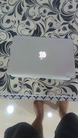 Rabigh, Electronics, SAR 1100,  Apple Airbook 2017 Model Core I5 128gb