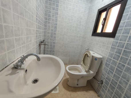 Busaiteen, Apartments, Flats, Houses & Villas, BHD 130/year,  1 BR,  Busaiteen:- Studio Flat On Rent With Unlimited Ewa..