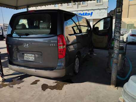 Dammam, Job Seekers, Hyundai H1 Available With Driver For Monthly Contract In Dammam/Khobar