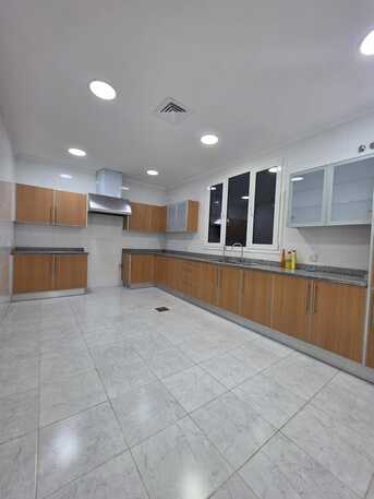 Kuwait City, Apartments, Flats, Houses & Villas, KWD 950/month,  4 BR,  Apartment For Rent In Al-Siddiq, Consisting Of 4 Bedrooms And 5 Bathrooms