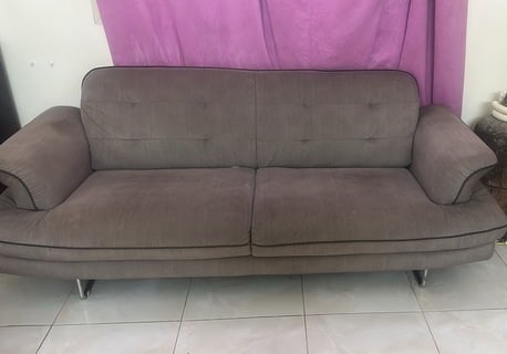 Manama, Appliances, BHD 20,  &ldquo;Moving Sale &ndash; Fridge, Sofa,Oven, Dressing Table & More Available. Good Condition &