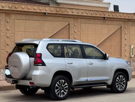 Riyadh, Vehicles, Cars & Trucks , SAR 146000,  Toyota Prado,  2022,  Automatic,  47000 KM,